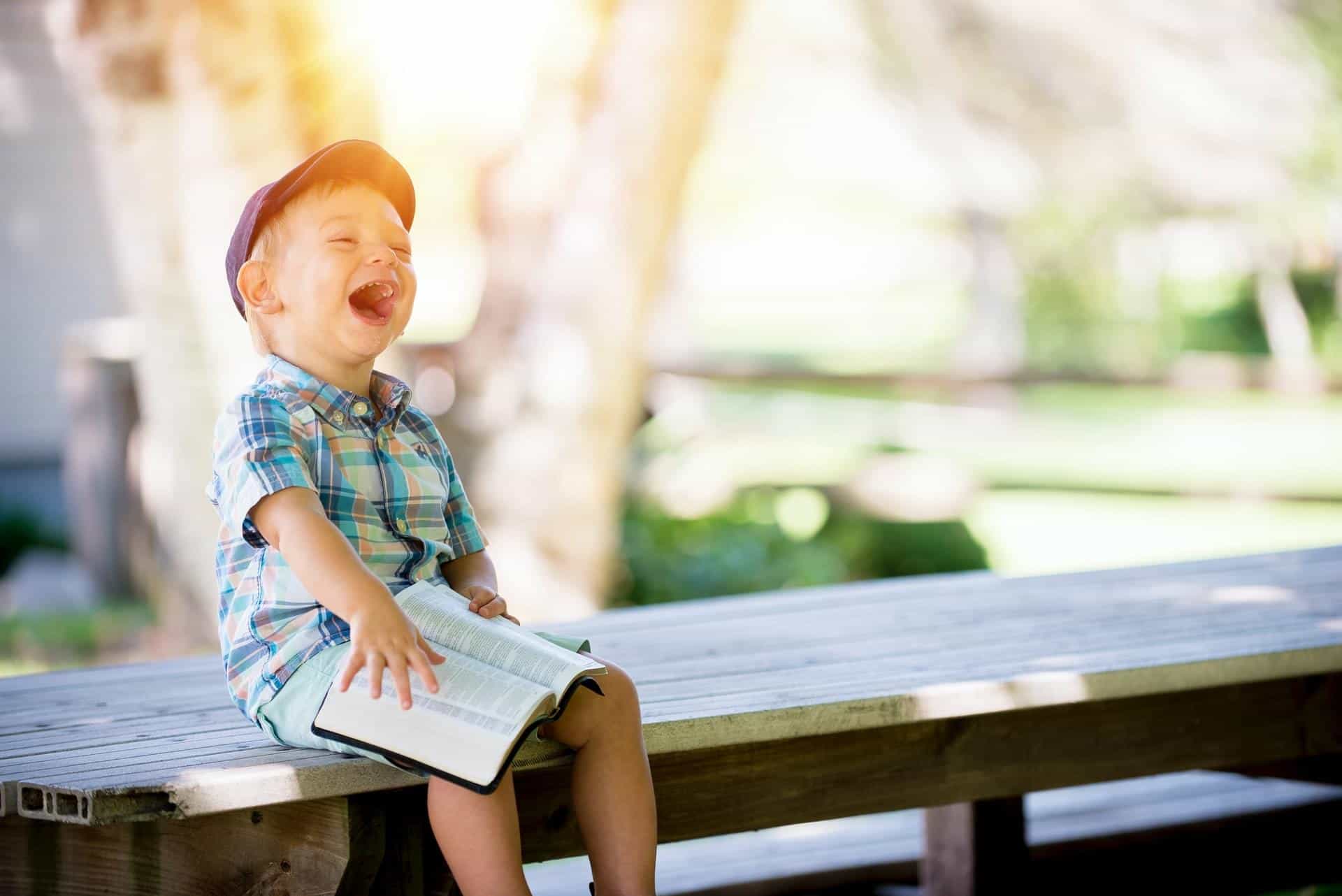 Cómo enseñar a niños el valor del dinero y finanzas básicas.